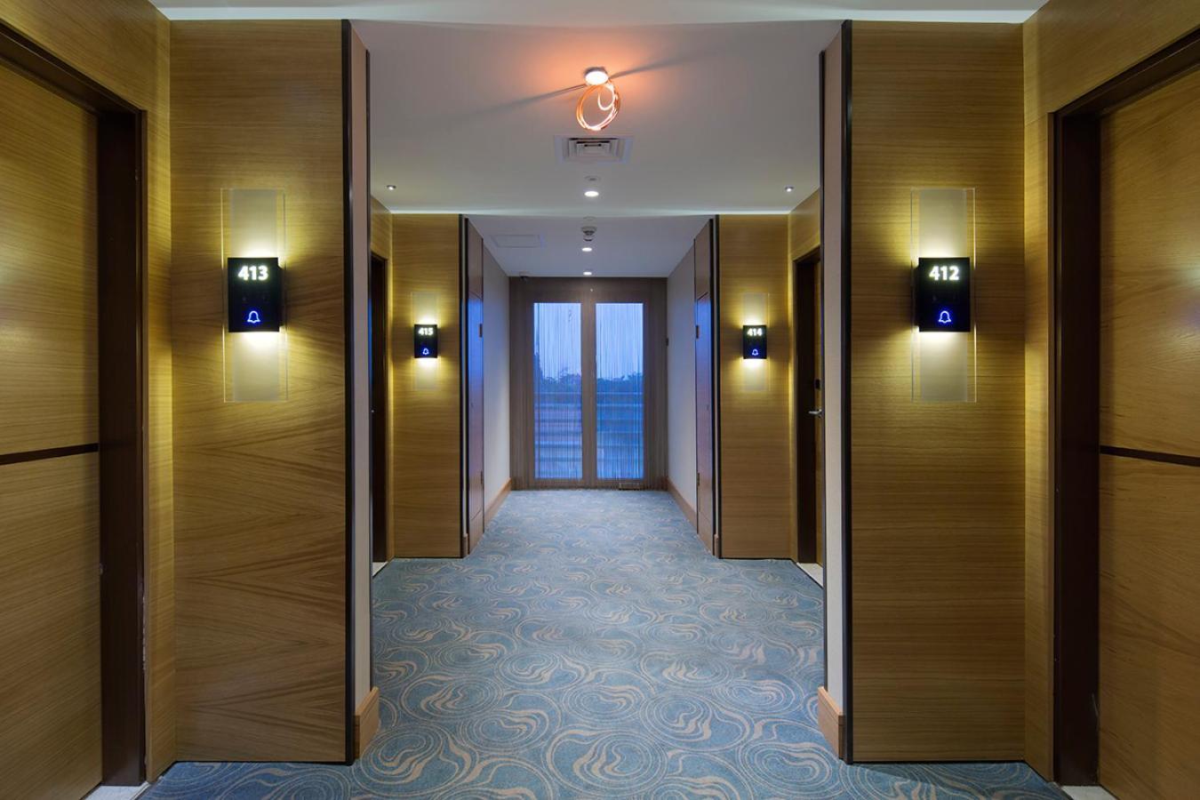 Doubletree By Hilton Hotel Istanbul - Tuzla Eksteriør billede