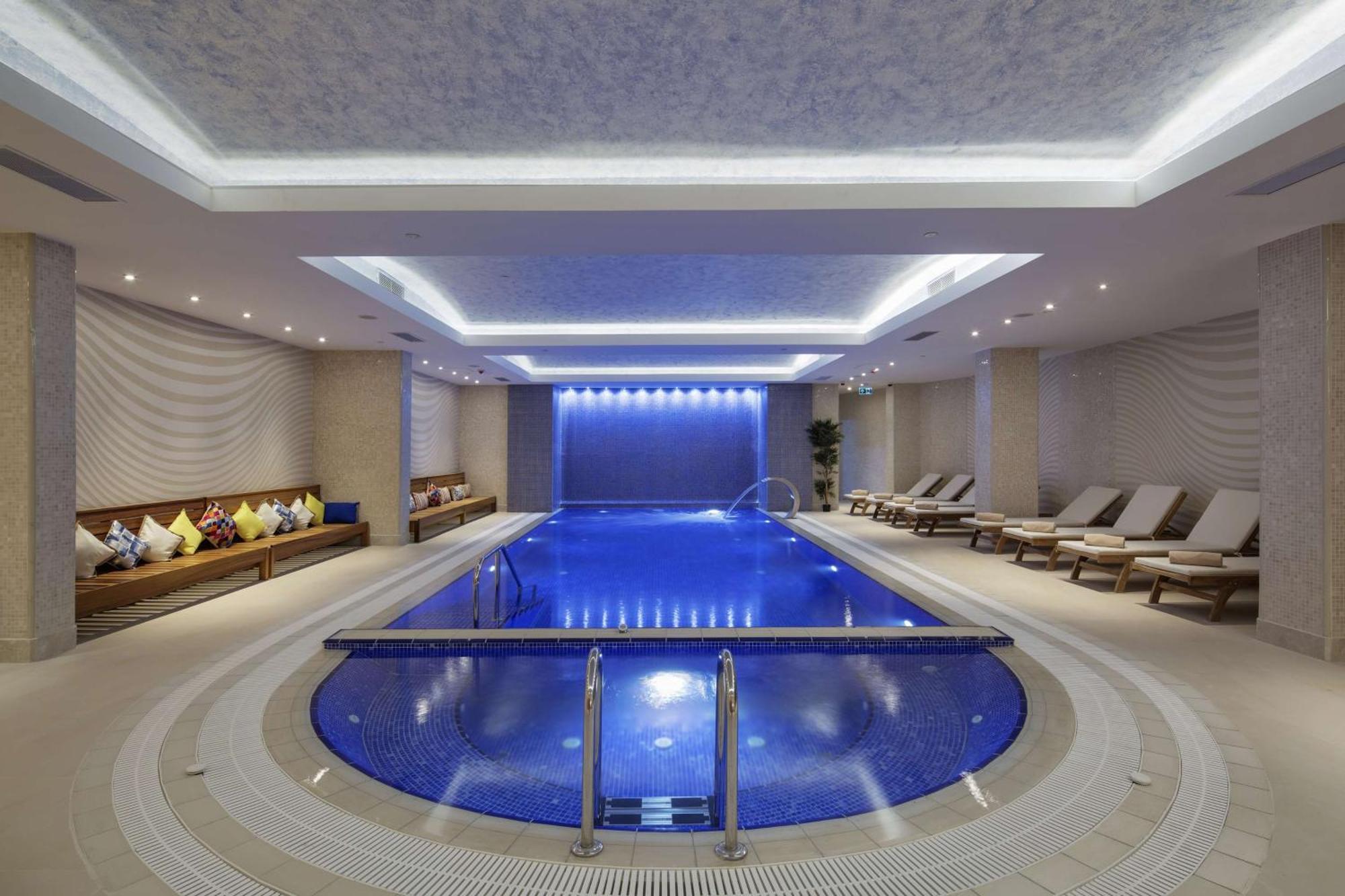 Doubletree By Hilton Hotel Istanbul - Tuzla Eksteriør billede